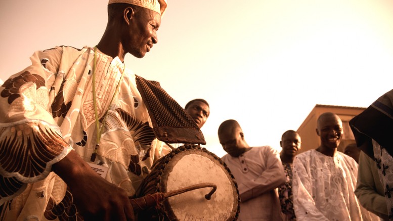 Kusaa: TALKING DRUMKusaa: TALKING DRUM  